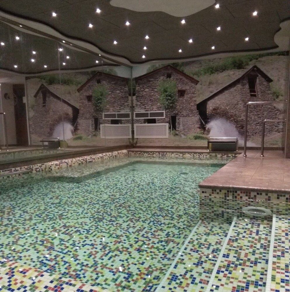 Apart Hotel Spa Areu