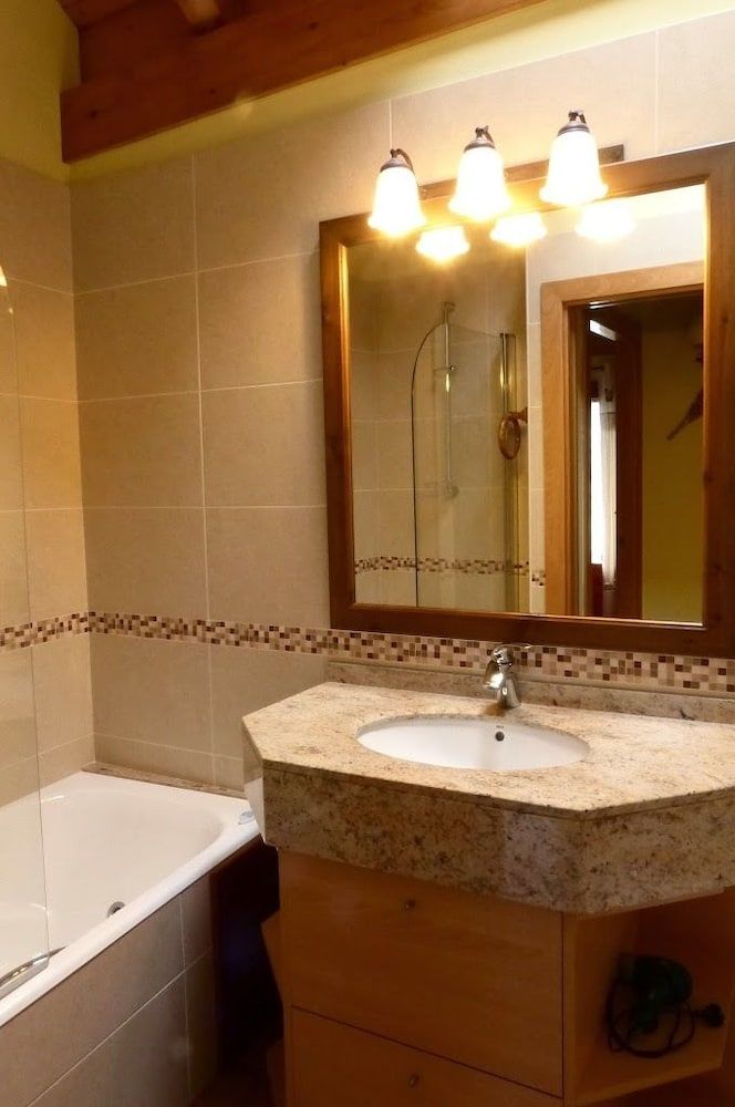 Apart Hotel Spa Areu