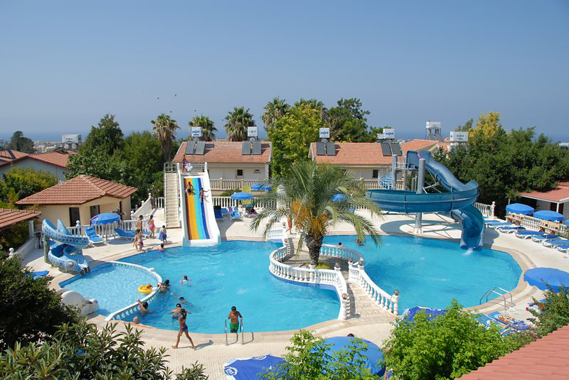Riverside Garden Resort