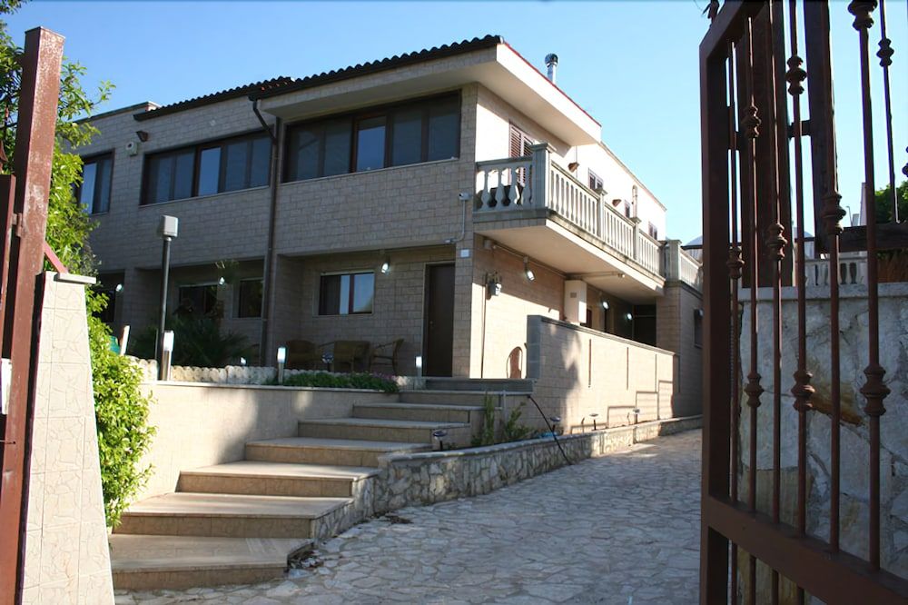 Le Sirene Bed & Breakfast