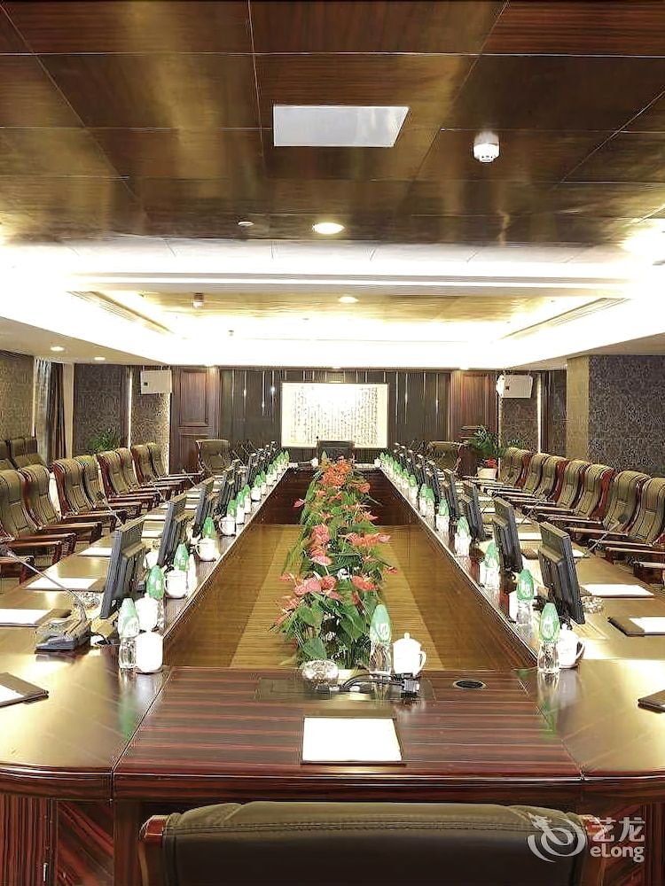 Hopesky Luxury Hotel