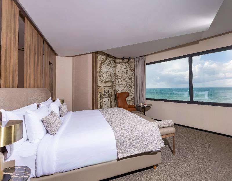 Idou Malabata Beach & Spa