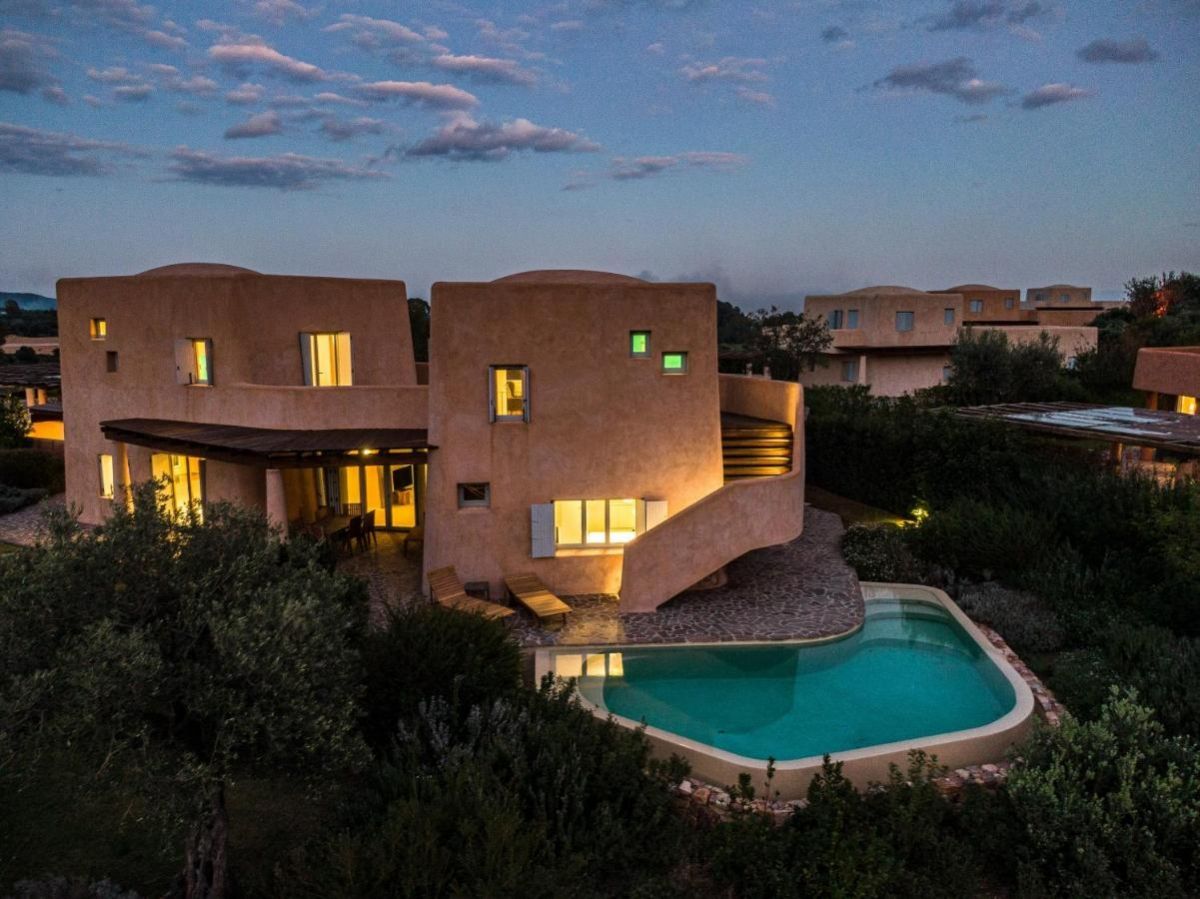 Is Molas Villas