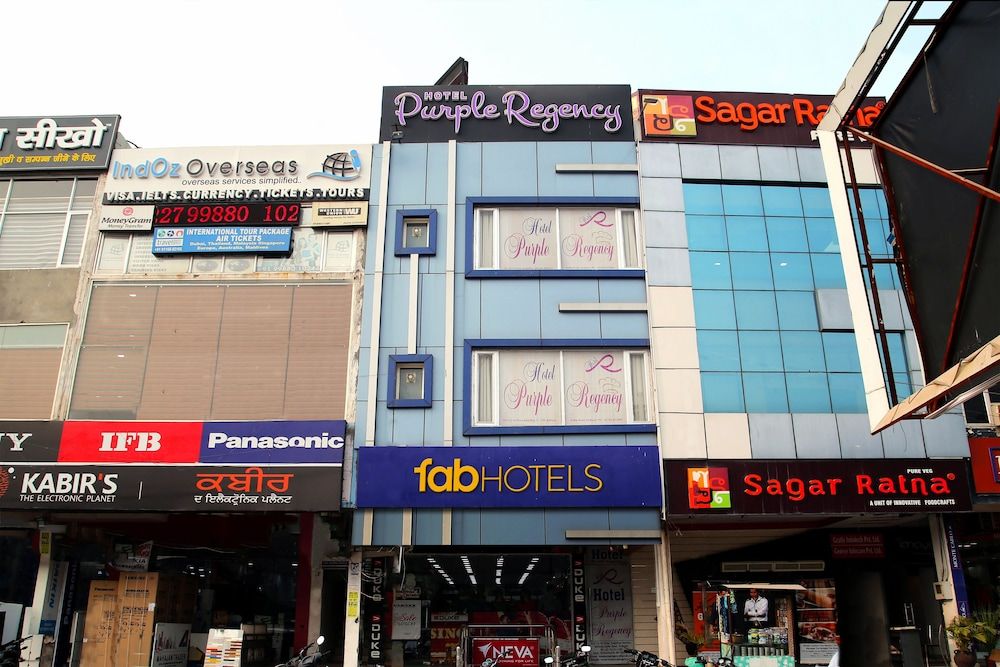Hotel Purple Regency