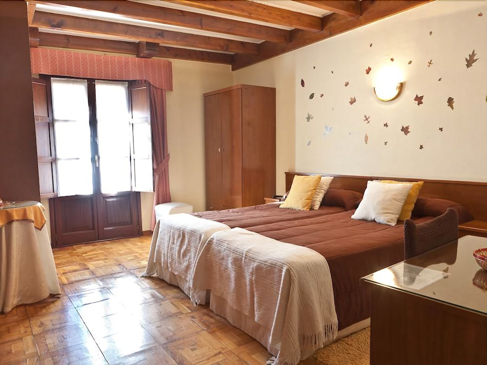 Historia del Hostal Remona