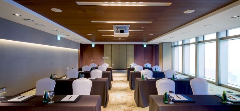 Oakwood Premier Incheon