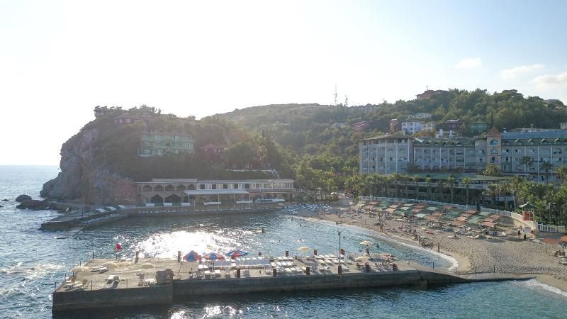 Senza Garden Holiday Club
