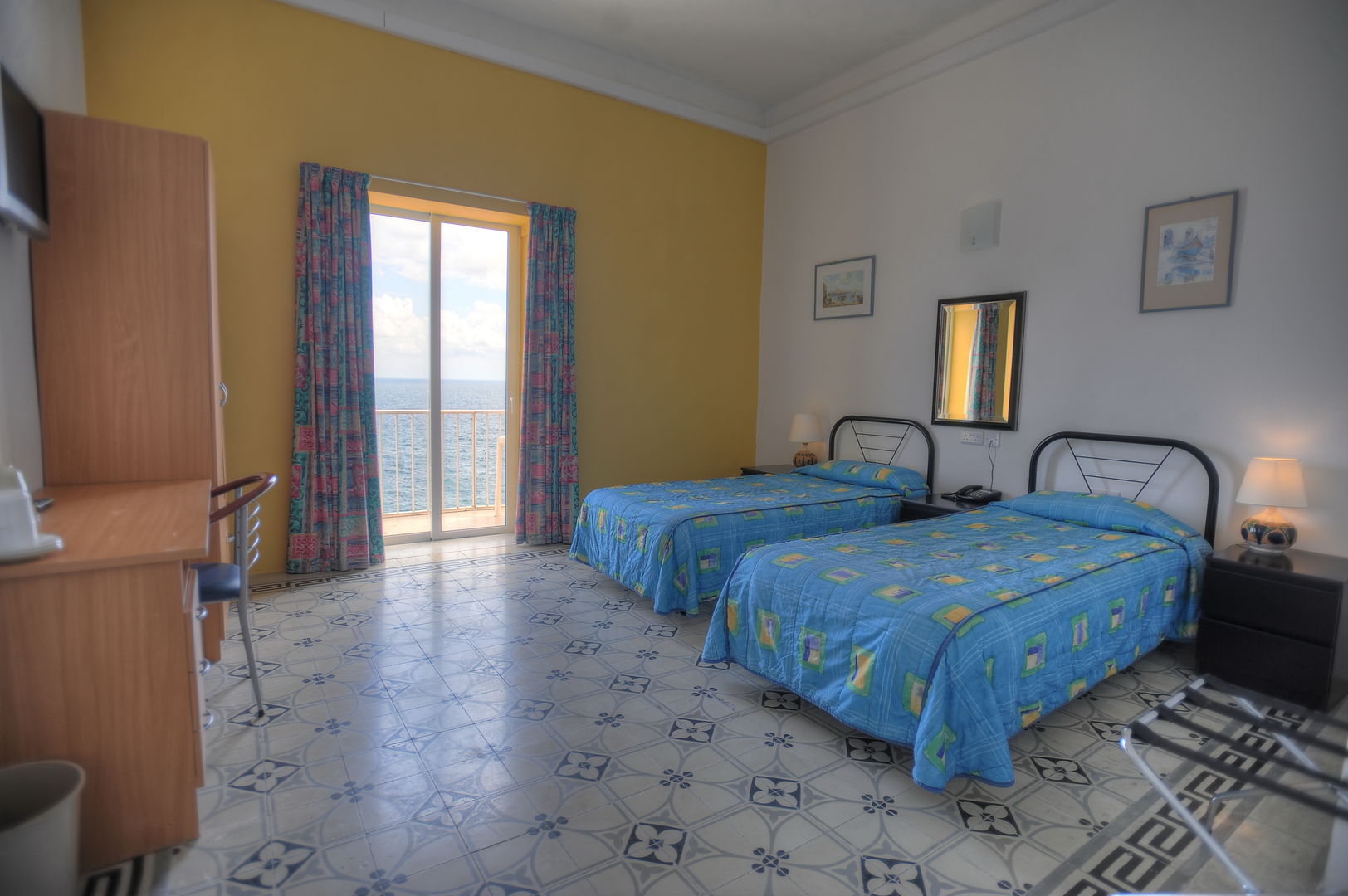 Astra Hotel