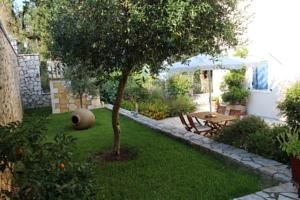 Thalassa Apartments