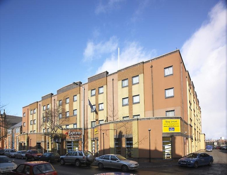 Holiday Inn Express Belfast City - Queen's Quarter