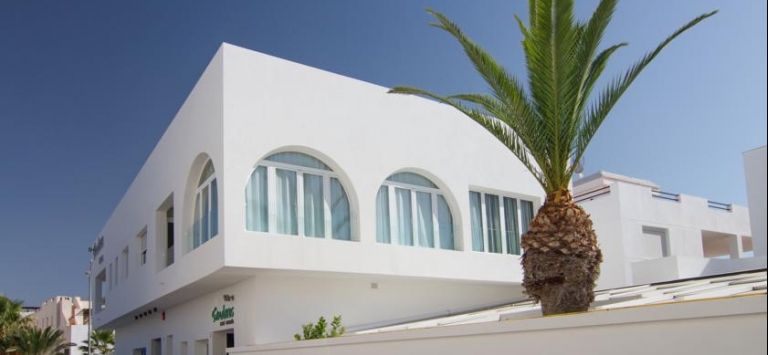 Hotel Senderos