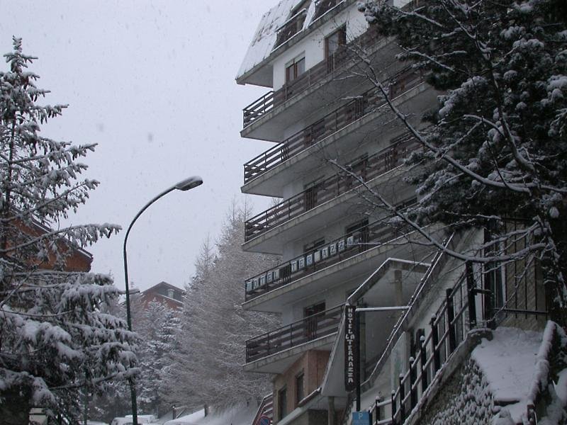 Lift Hotel
