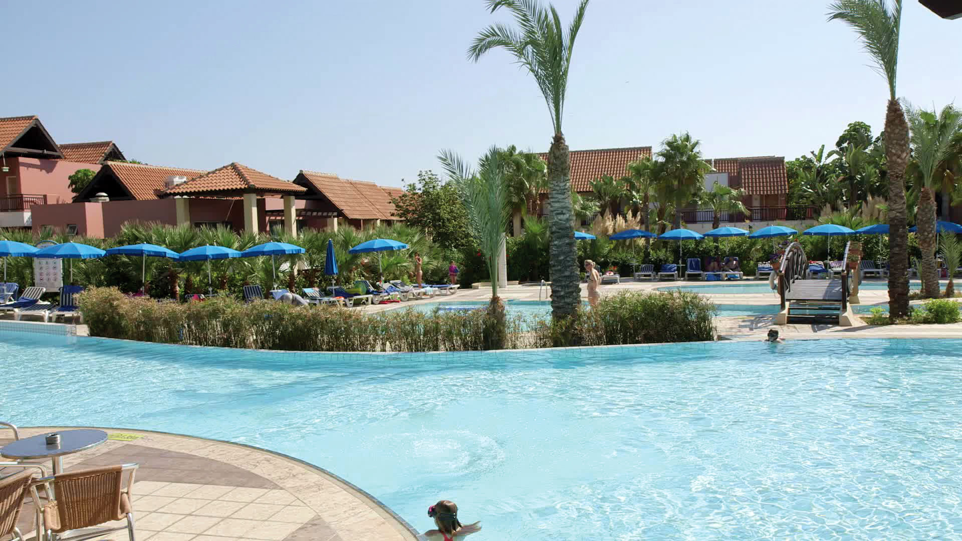 ROBINSON Cyprus