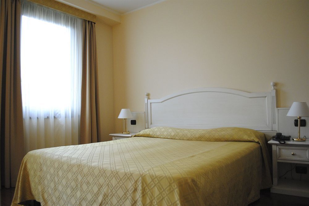 International Hotel