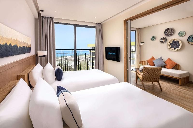Wyndham Hoi An Royal Beachfront Resort & Villas