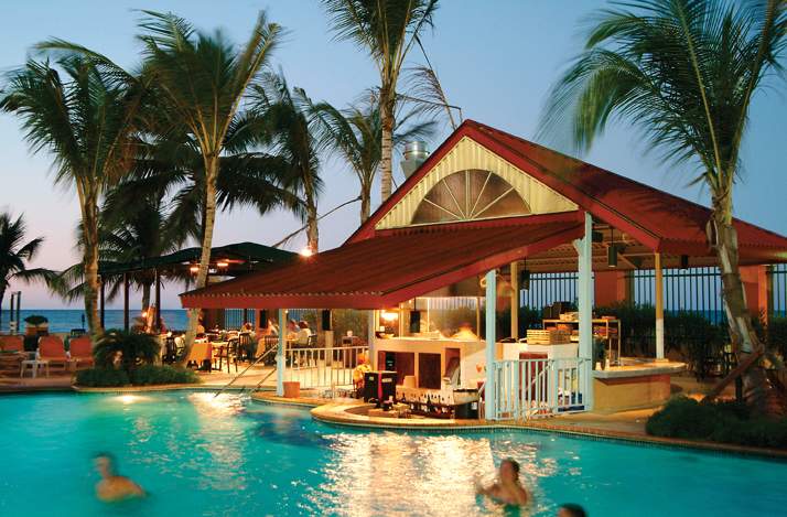 Courtyard Isla Verde Beach Resort