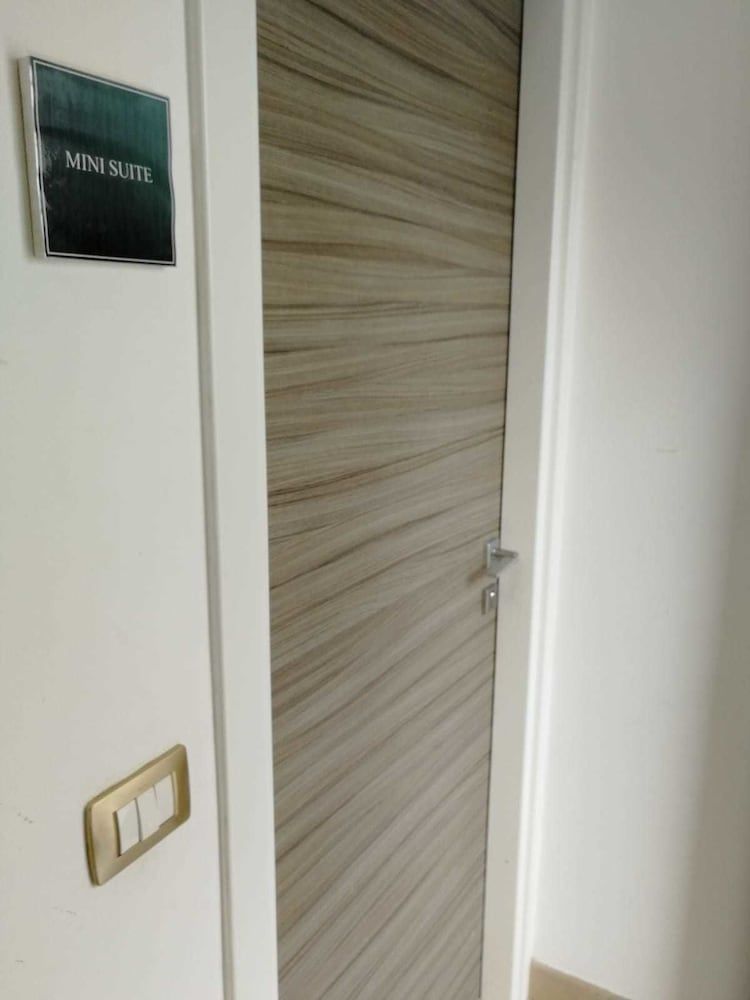 Mondial Bed