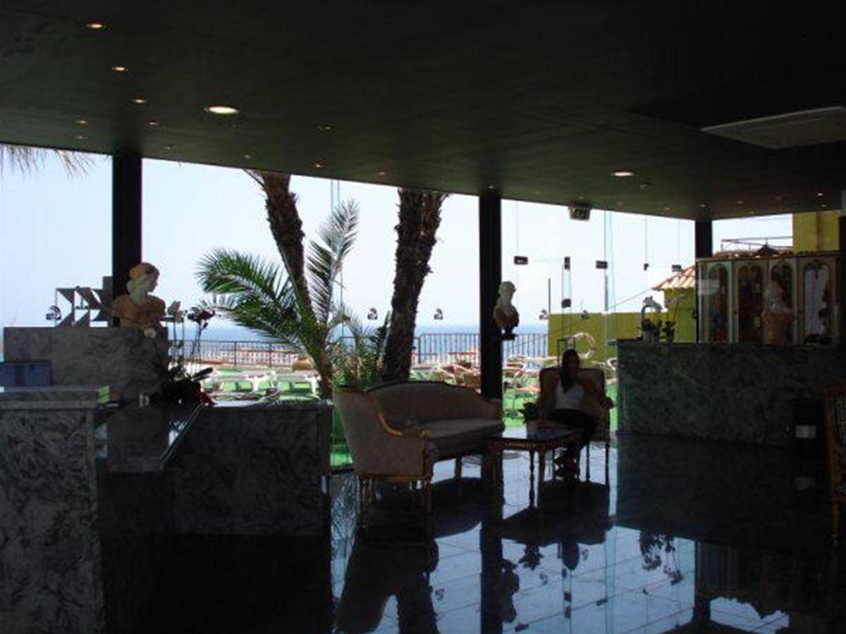 Valmar Villas