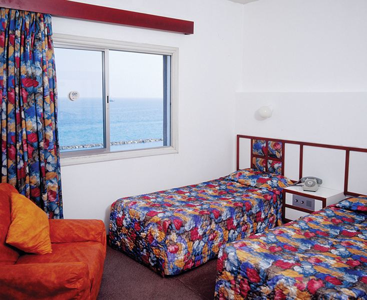 Eden Beach Apartments
