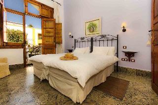 Casa Lola y Juan