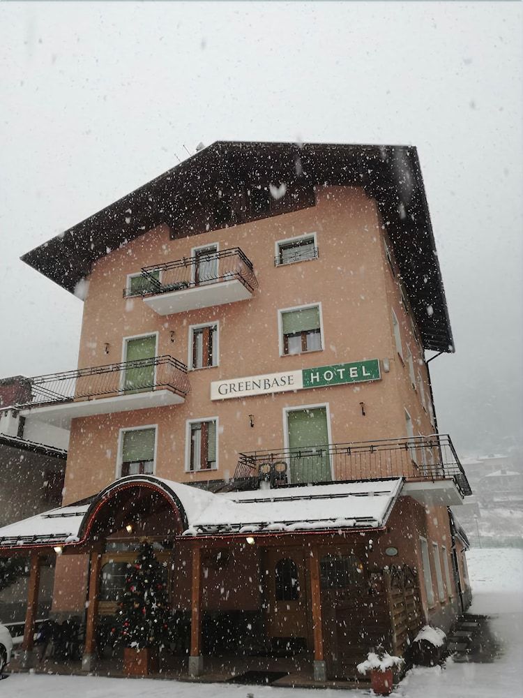 Green Base Hotel