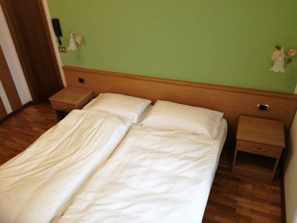 Green Base Hotel