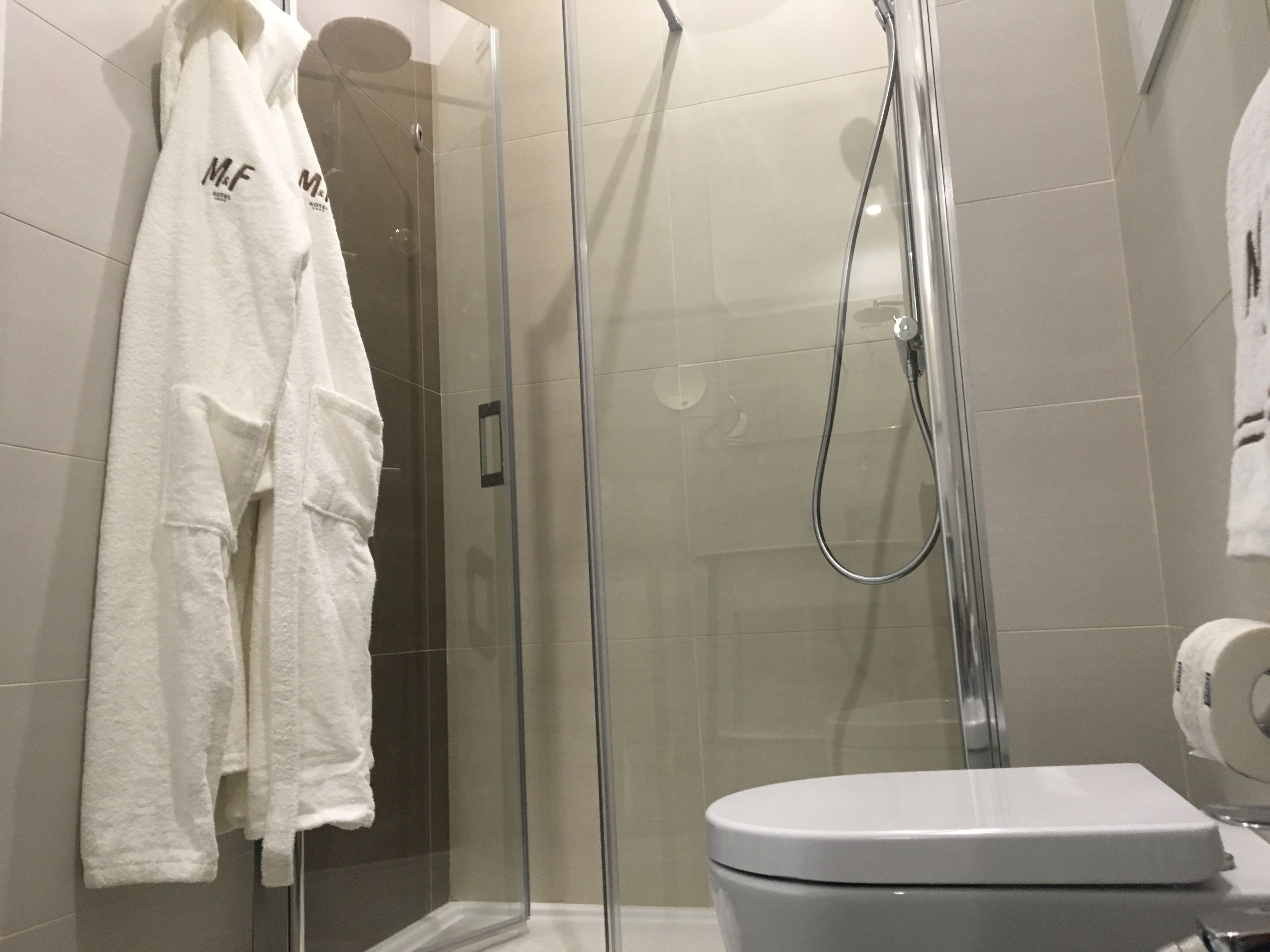 M & F Hotel