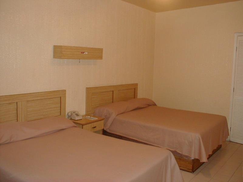 Hotel Plaza Consulado
