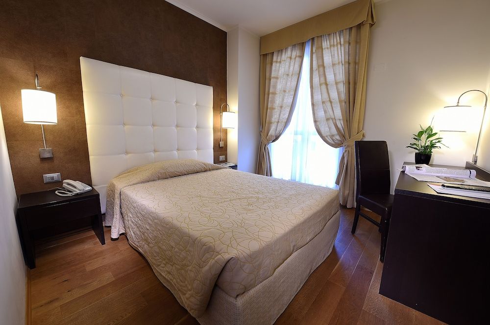 Hotel Rio Verde