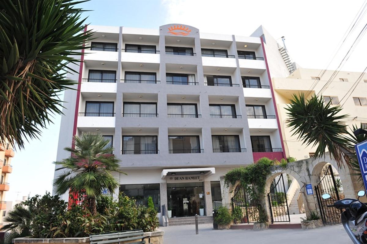 Dean Hamlet Aparthotel