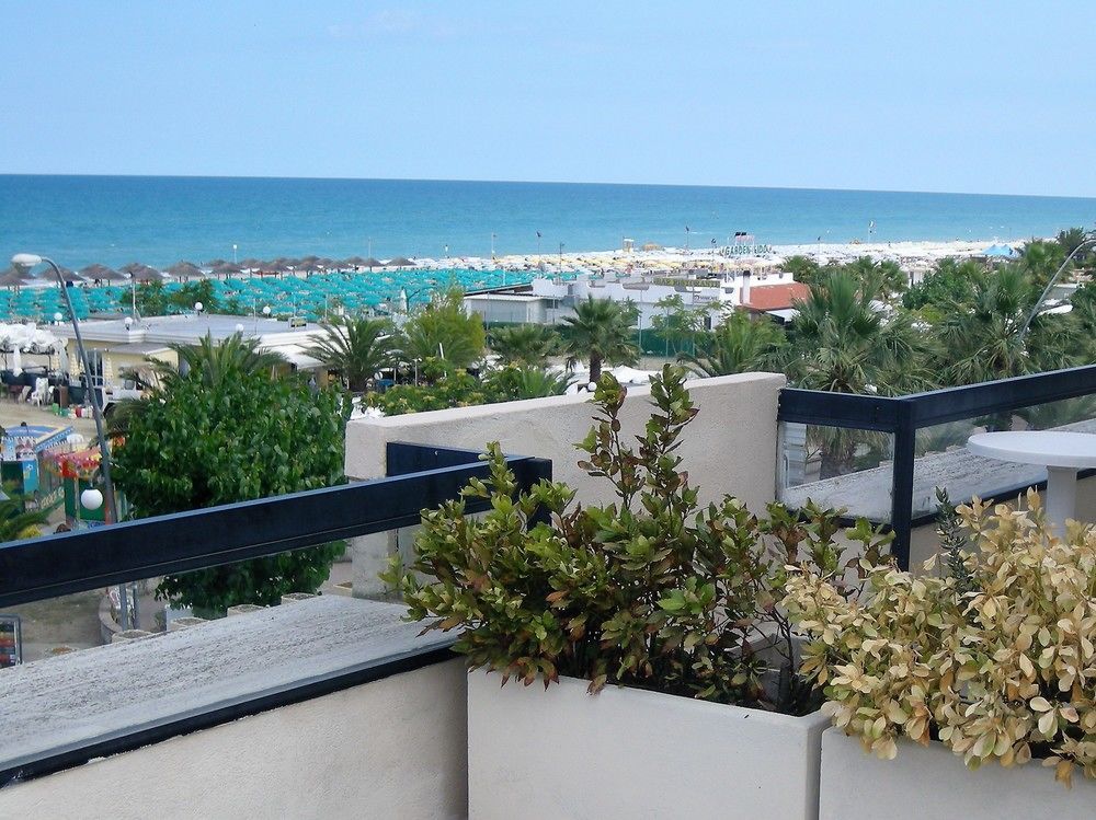 Hotel Alb's