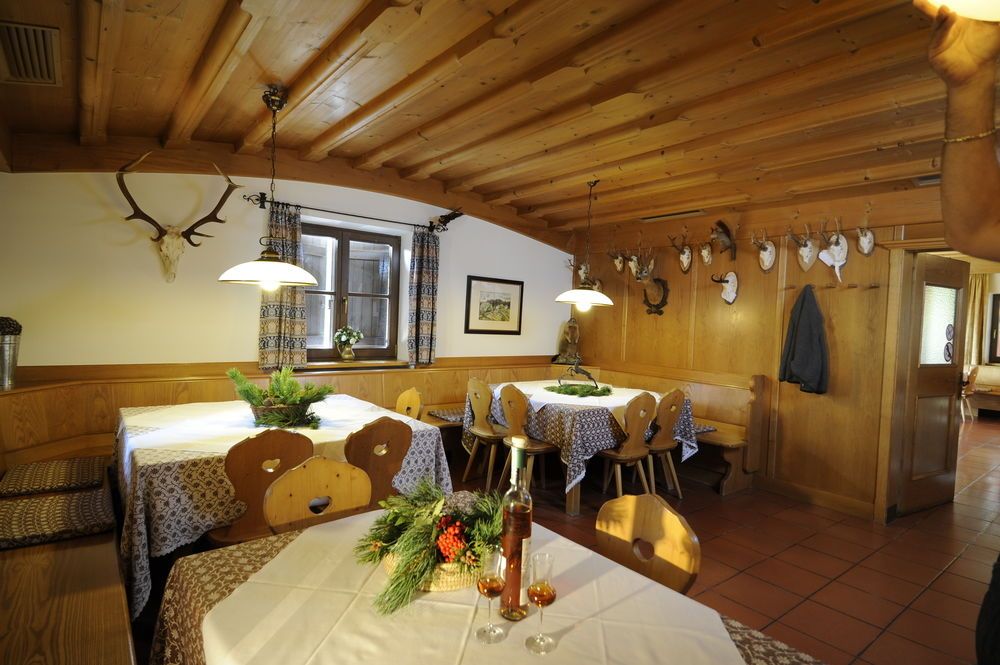Zum Zirm Berghotel