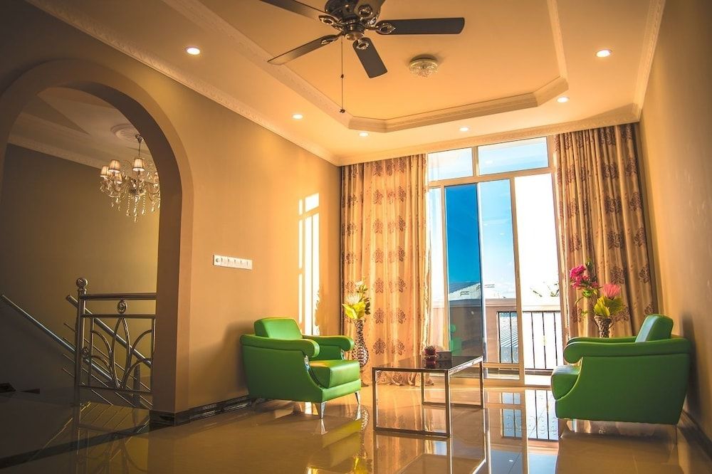 Abuharee Grand