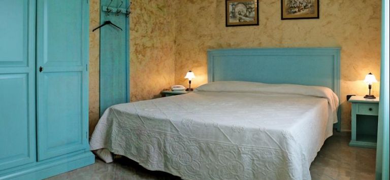 Mannu Hotel