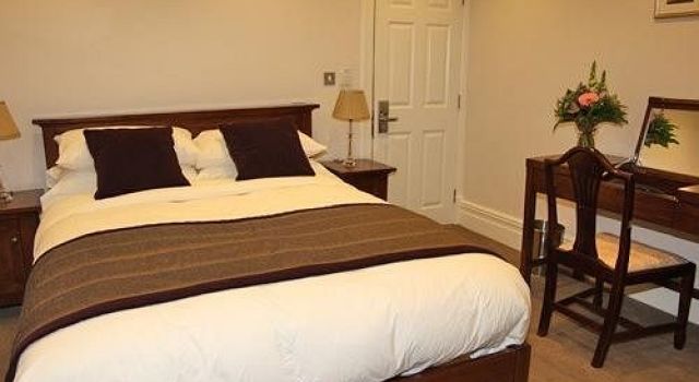 Redstone Guest House