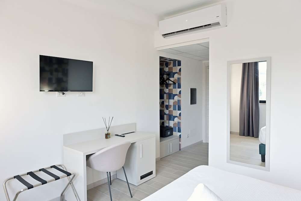 Hotel He Roma