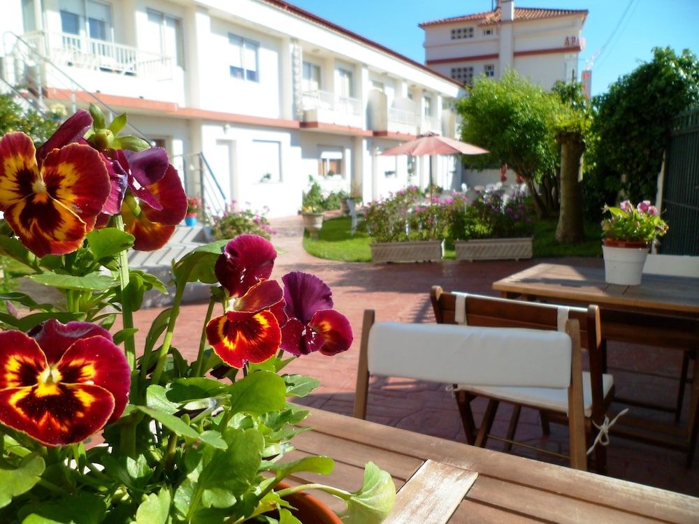 Rodeiramar 2A Hostal & Apartamentos