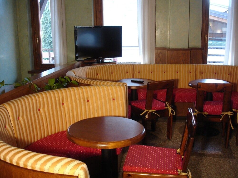 Hotel Adamello