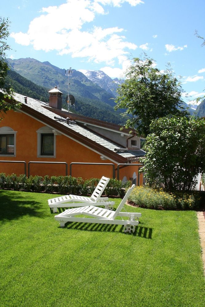 Hotel Adamello