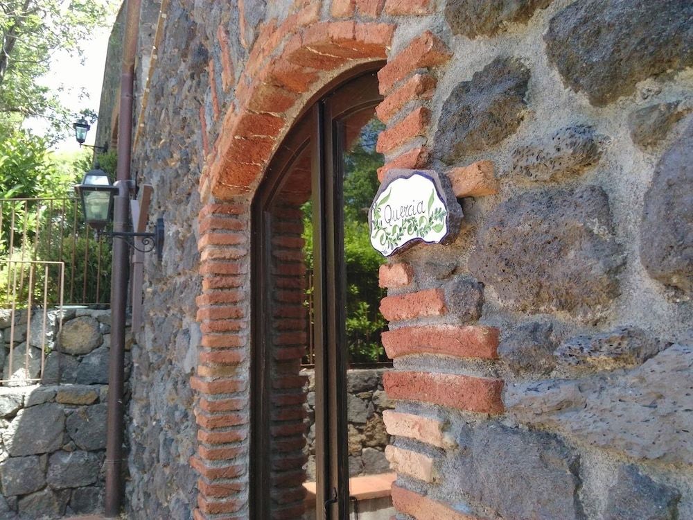 Le Cisterne dell'Etna