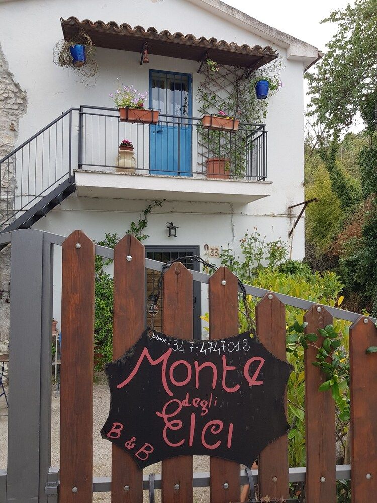 Monte Degli Elci B&B