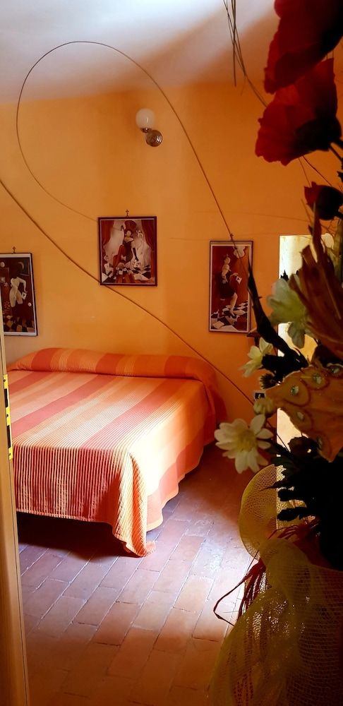 Monte Degli Elci B&B