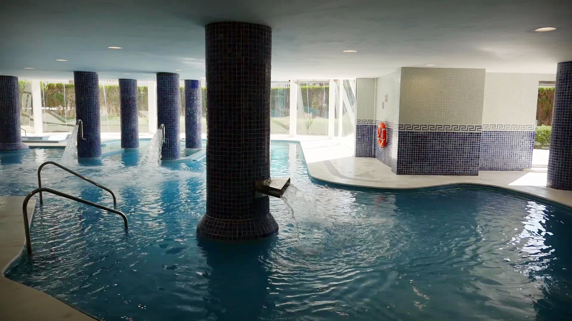 Hotel Illot Suites