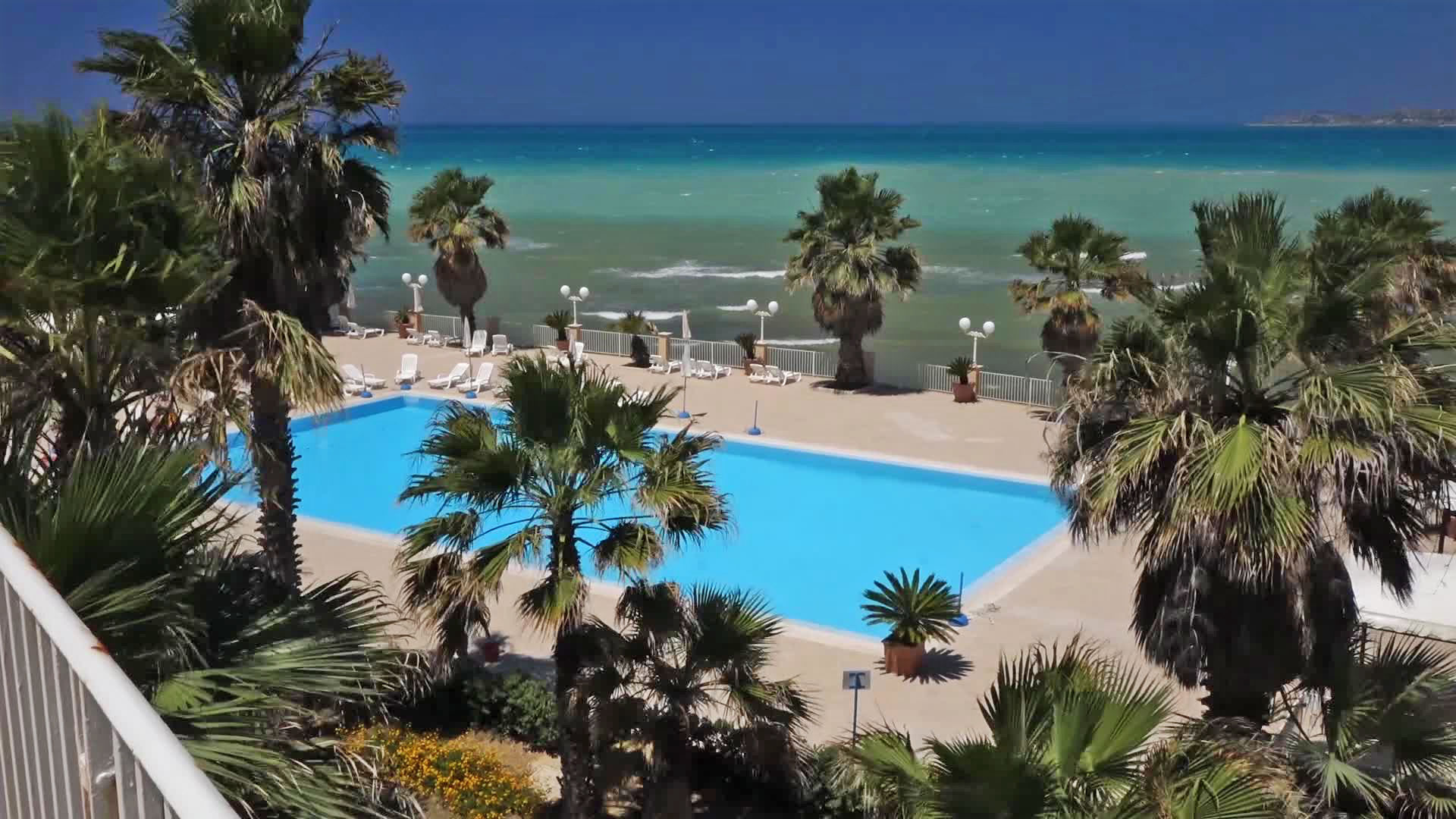 Dioscuri Bay Palace