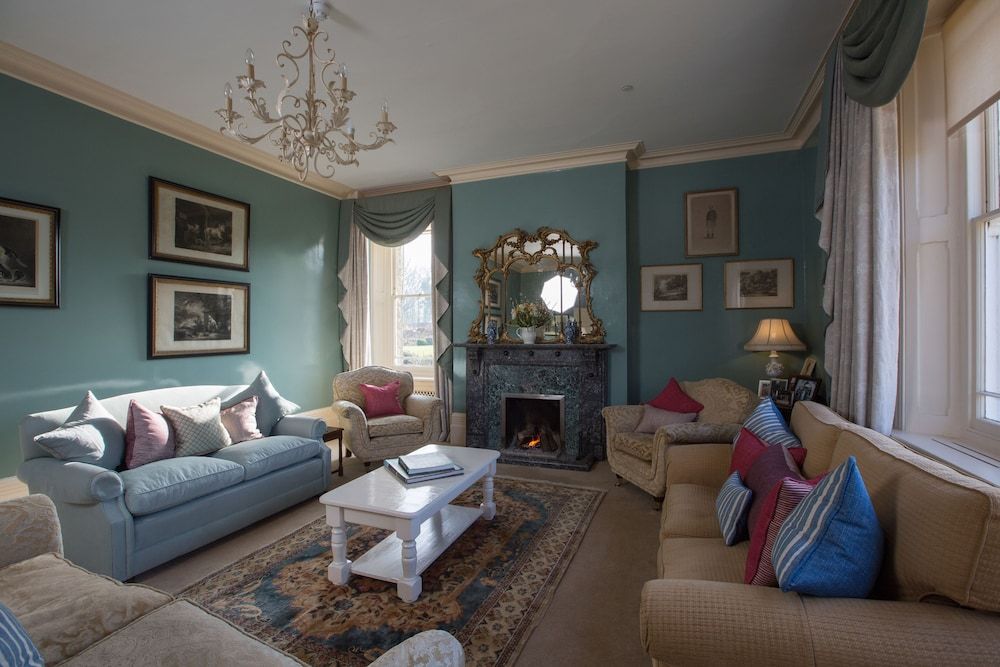 Overtown Manor - B&B