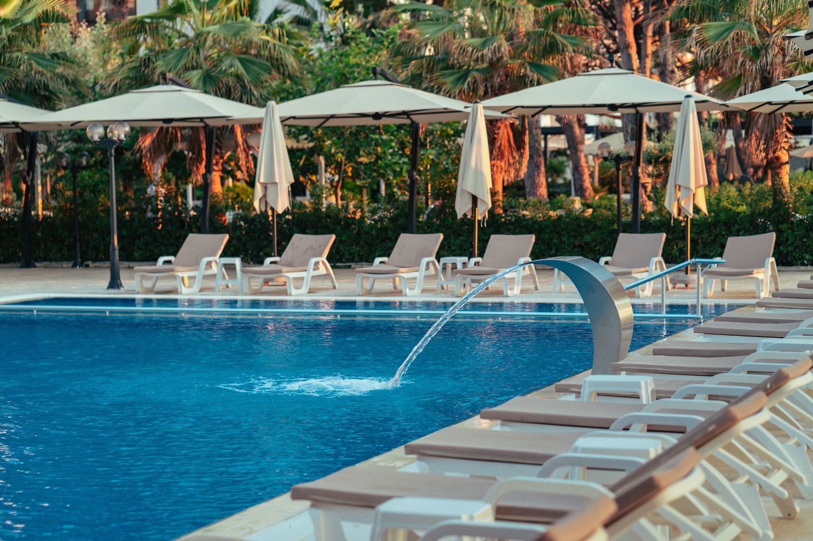 Bounty Hotel
