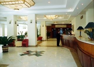 Ani Plaza
