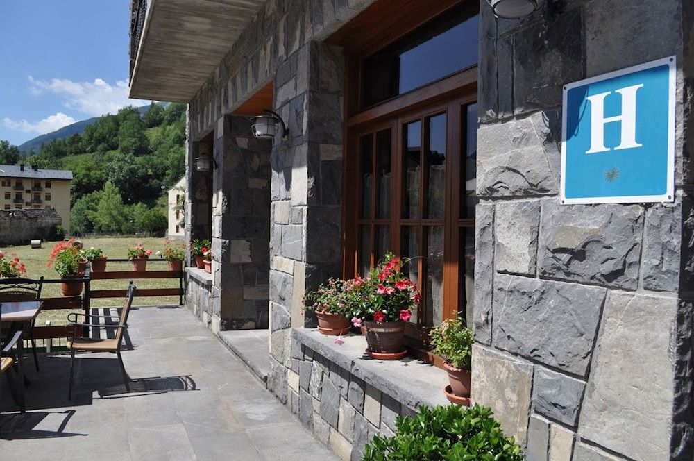 Hotel Latre