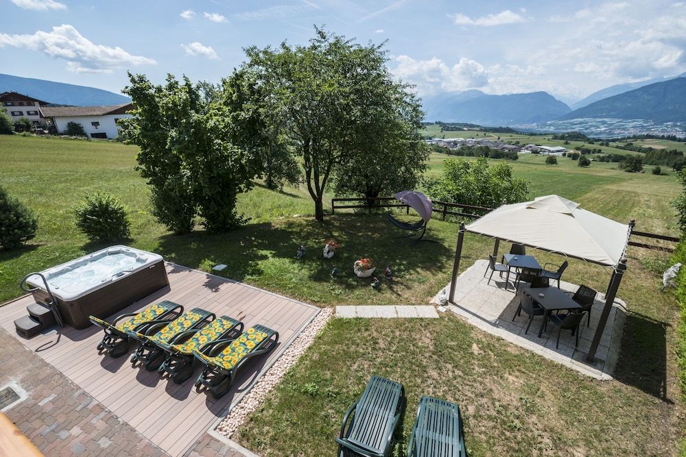 Albergo Bucaneve
