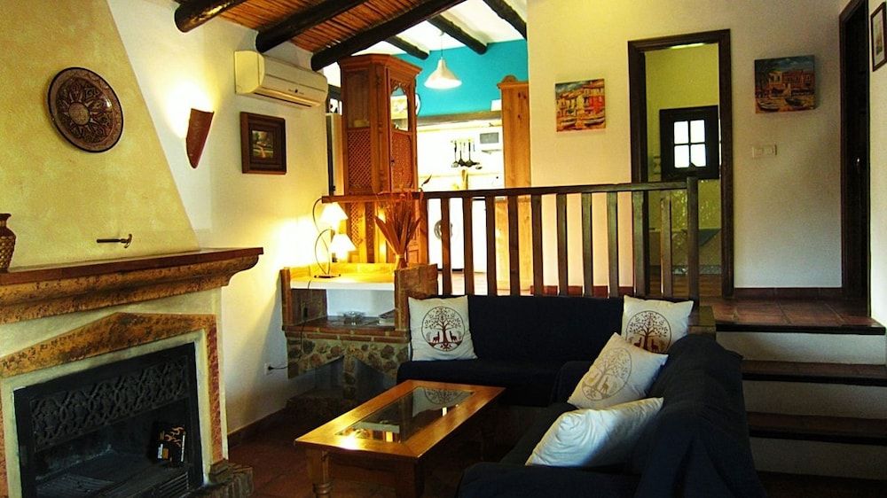 El Chorro Villas